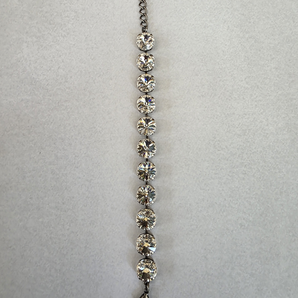 Elegant Silver Bracelet with Clear Stones